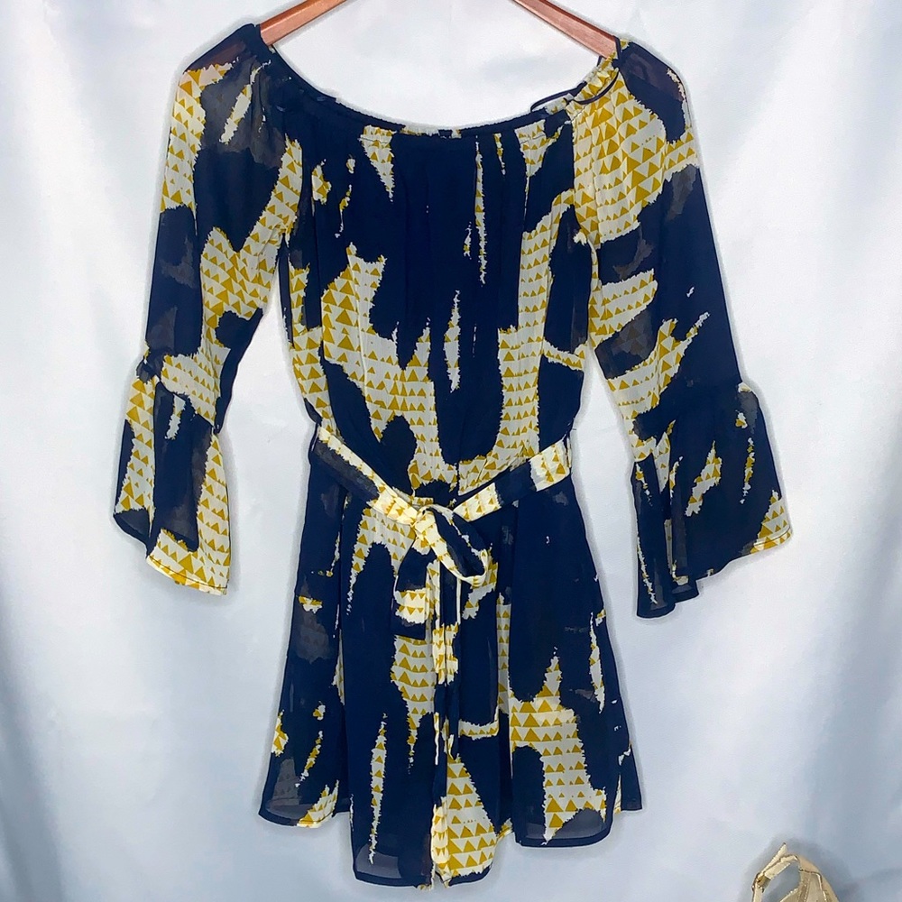 19 Cooper Bell-Sleeve Romper